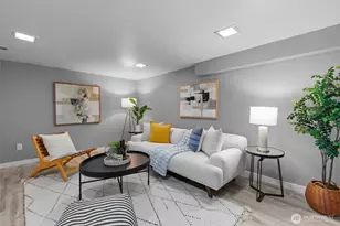 1210 108th Ave SE, Bellevue, WA 98004 - Photo 16