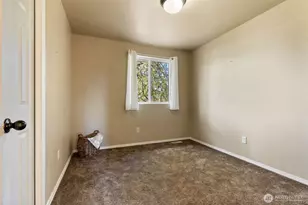 305 Denny, Centralia, WA 98531 - Photo 26