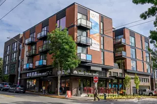 1601 N 45th St, Seattle, WA 98103 - Photo 1