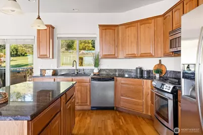 1041 Halsey Drive, Coupeville, WA 98239 - Photo 14