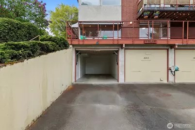 3041 24th Avenue W, Seattle, WA 98199 - Photo 28