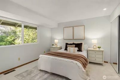 243 169th Avenue NE, Bellevue, WA 98008 - Photo 14