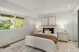 243 169th Ave NE, Bellevue, WA 98008 - Photo 14