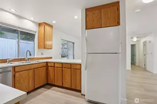 12005 NE 83rd St, Kirkland, WA 98033 - Photo 10