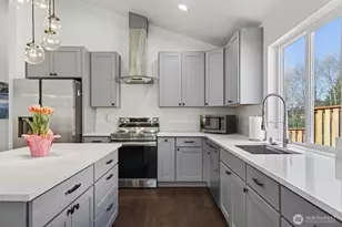 16 Linquist Ln, Cathlamet, WA 98612 - Photo 4