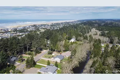 1301 321st, Ocean Park, WA 98640 - Photo 38