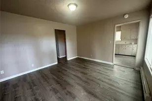 404 N 13th St, Shelton, WA 98584 - Photo 2