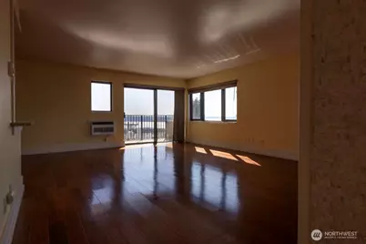 7 Highland Drive #301, Seattle, WA 98109 - Photo 12