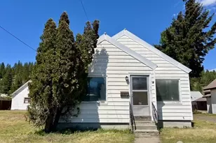 305 E 2nd St, Cle Elum, WA 98922 - Photo 1