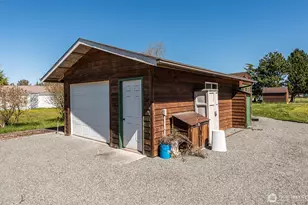 1688 Finn Hall Rd, Port Angeles, WA 98362 - Photo 32