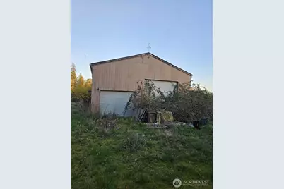 201 Serpentine Avenue, Sequim, WA 98382 - Photo 2