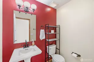 1804 SW Olive St, Oak Harbor, WA 98277 - Photo 16