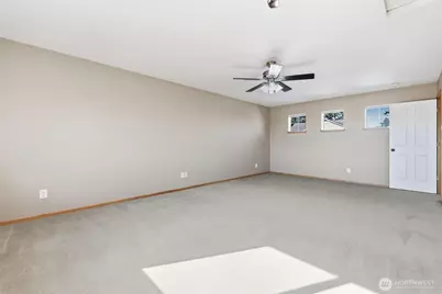 1804 SW Olive Street, Oak Harbor, WA 98277 - Photo 32