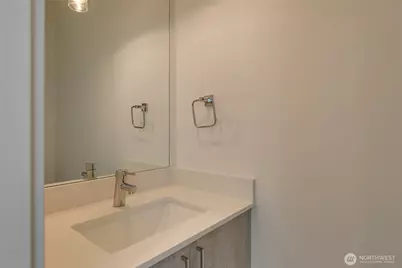 130 W Florentia Street #A, Seattle, WA 98119 - Photo 6