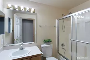 17512 17th Ave E, Spanaway, WA 98387 - Photo 16