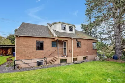 3002 NW 70th Street, Seattle, WA 98117 - Photo 8