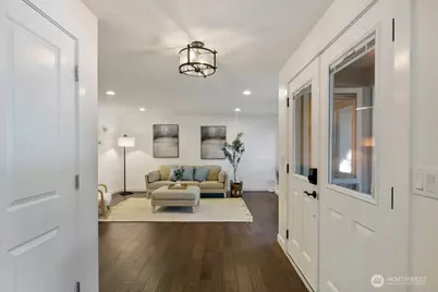 16404 NE 110th Street, Redmond, WA 98052 - Photo 2