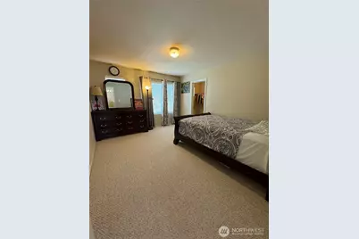 1175 Swan Loop, DuPont, WA 98327 - Photo 16