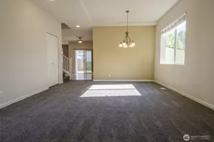 4621 S 214th Pl, Kent, WA 98032 - Photo 2