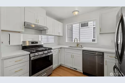 9029 17th Avenue SW, Seattle, WA 98106 - Photo 8