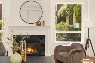 1185 Broadway E, Seattle, WA 98102 - Photo 12