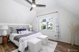 7318 20th Ave NE, Seattle, WA 98115 - Photo 12