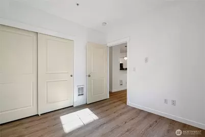 530 4th Avenue W #108, Seattle, WA 98119 - Photo 20