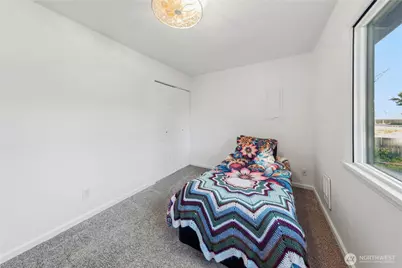 6505 Stewart Avenue E, Puyallup, WA 98371 - Photo 16
