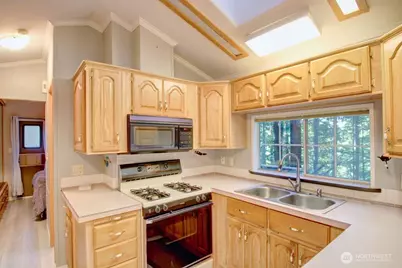 175 Big River Boulevard E, Deming, WA 98244 - Photo 10