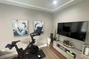 1819 7th St W, Kirkland, WA 98033 - Photo 32