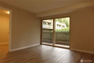 1420 153rd Ave NE, Bellevue, WA 98007 - Photo 2