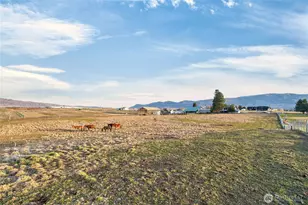 2775 4th St SE, East Wenatchee, WA 98802 - Photo 6