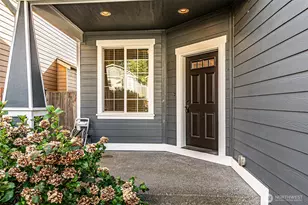 952 Burton Ray St NE, Olympia, WA 98516 - Photo 2
