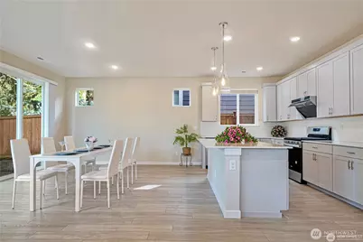 23827 SE 115th Place SE, Kent, WA 98031 - Photo 4