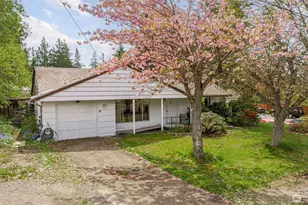 1305 N 171st St, Shoreline, WA 98133 - Photo 1