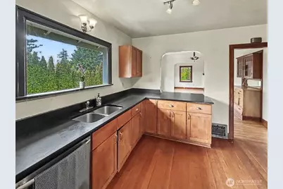 2400 38th Street, Bellingham, WA 98229 - Photo 14