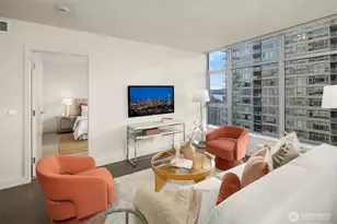 588 Bell St, Seattle, WA 98121 - Photo 8