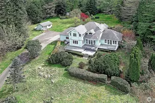 4193 S Camano Dr, Camano Island, WA 98282 - Photo 4