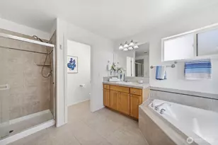 1123 S 36th St, Renton, WA 98055 - Photo 20