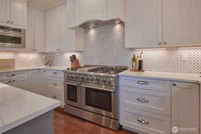 2736 34th Avenue S, Seattle, WA 98144 - Photo 14