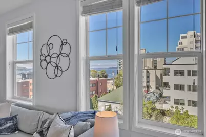 530 4th Avenue W #410, Seattle, WA 98119 - Photo 2
