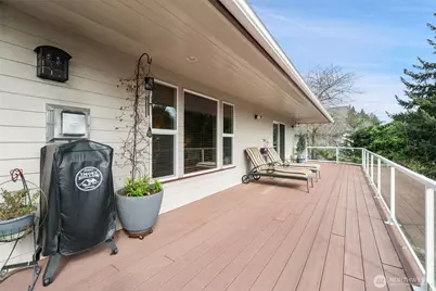 341 E Rainier Court, Allyn, WA 98524 - Photo 18