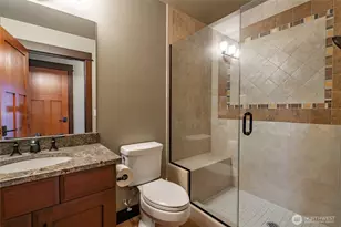 8771 Clubhouse Point Dr, Blaine, WA 98230 - Photo 30