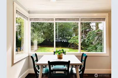 172 Grow Avenue NW, Bainbridge Island, WA 98110 - Photo 6