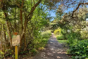 172 Grow Ave NW, Bainbridge Island, WA 98110 - Photo 20