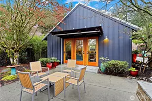 10623 NE 155th Pl, Bothell, WA 98011 - Photo 2
