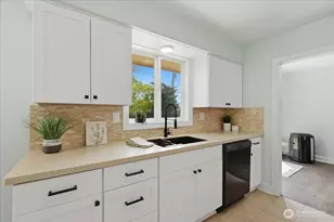 6901 NW Canyon Crest Loop, Vancouver, WA 98665 - Photo 10