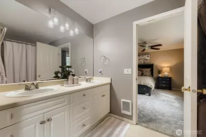 15150 140th Way SE #V104, Renton, WA 98058 - Photo 14