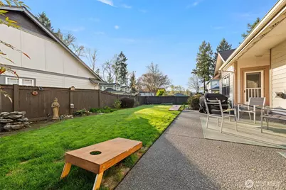9069 Eagle Point Loop Road SE, Lakewood, WA 98498 - Photo 32