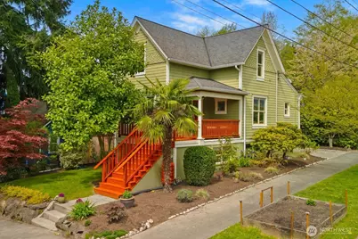 1322 NE 70th Street, Seattle, WA 98115 - Photo 1